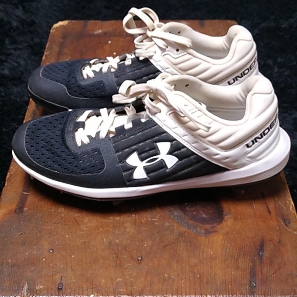 UNDER ARMOUR BASEBALL CLEATS, ATHLETIC SPORTS, LIGHTWEIGHT SHOES - Picture 3 of 9